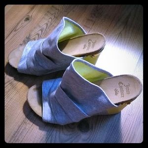 Juicy Couture Sandals